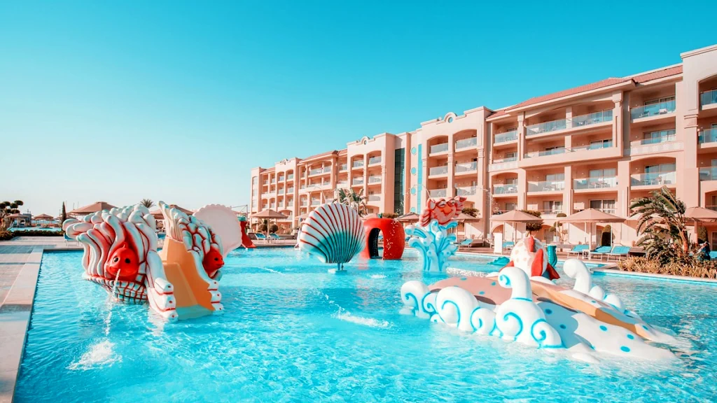 الفندق الباتروس وايت بيتش ريزورت - الغردقة